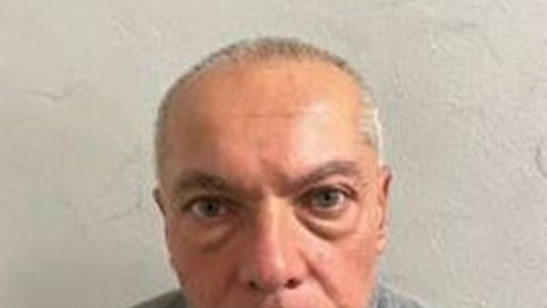 ‘Accoltellata per colpire il simbolo dell’economia’