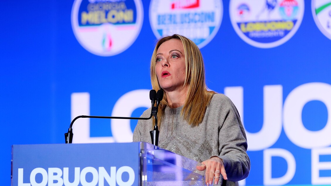 Meloni: ‘La sinistra è supponente, ascolto solo il popolo’