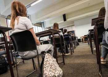 Valditara: ‘Alle elementari e alle medie l’educazione sessuale in senso biologico’