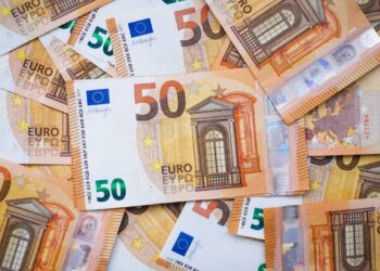 Italiani evasori, superati i 100 miliardi: nel mirino autonomi e agevolazioni