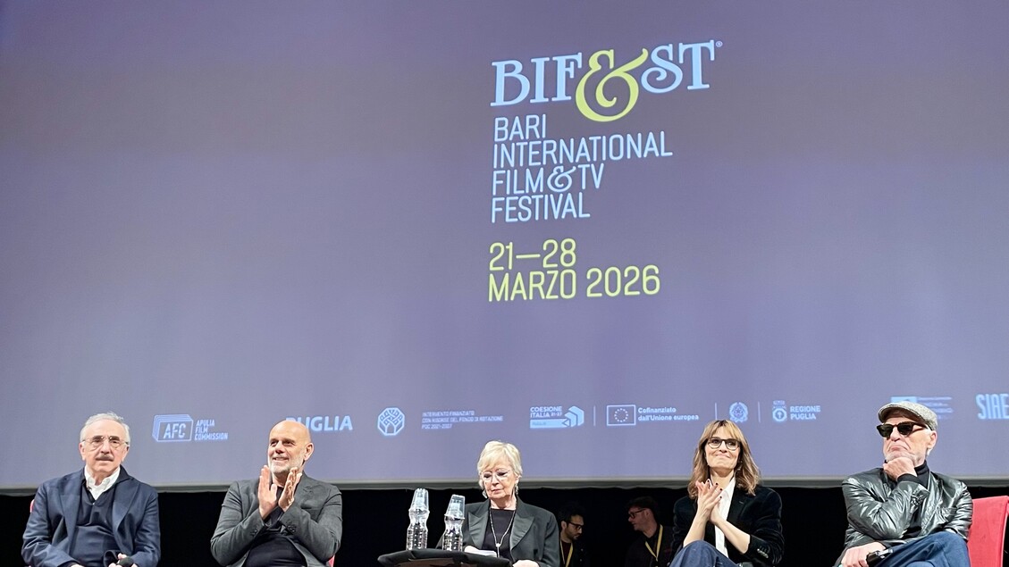 Il ritorno di Paola Cortellesi da regista, ‘presto, io continuo’