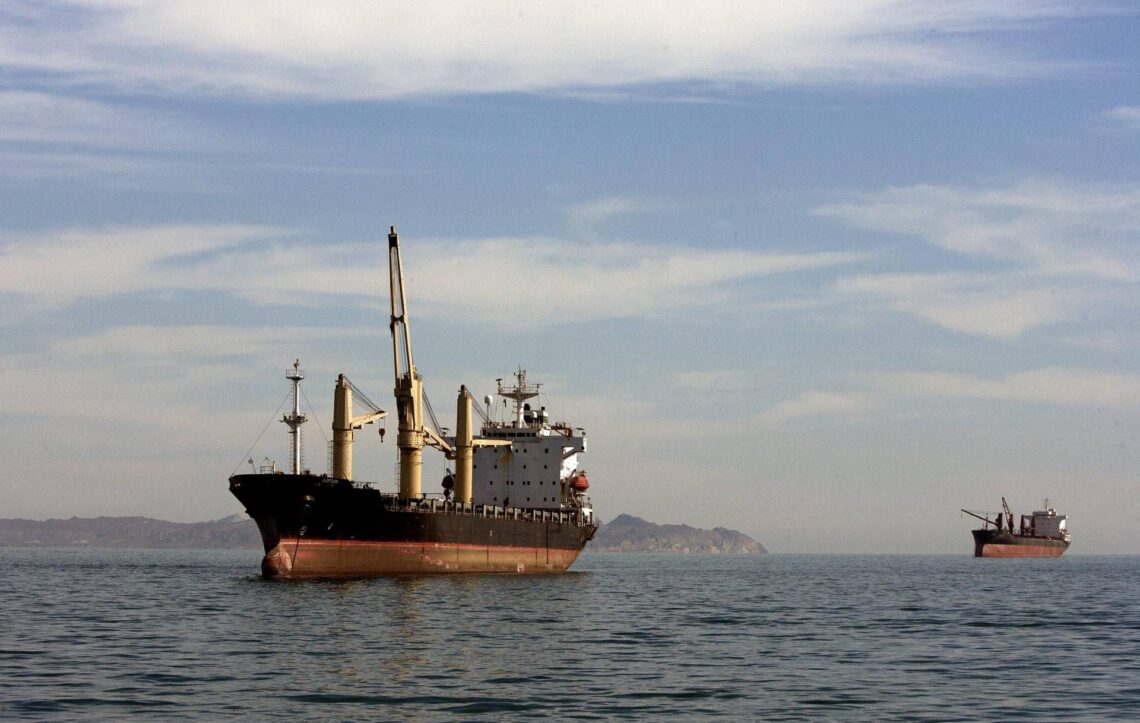 Iran. Il presidente di Assarmatori rassicura: “Nessun rischio per scorte di gas, ma bollette pagheranno l’instabilità”