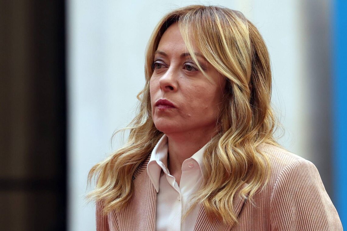 Iran, Meloni: “Italia non è in guerra ma rischia conseguenze. Opposizione non faccia polemica spicciola”