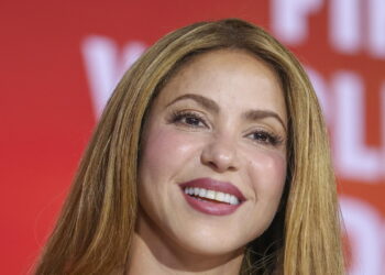 Shakira chiede a Macron e Merz aiuti per l’istruzione in Venezuela dopo il sisma