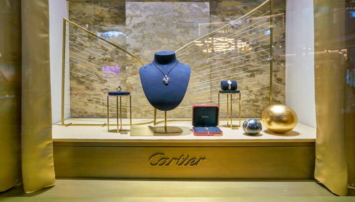 Cartier spinge Richemont, il lusso batte le attese: segnale per Moncler e Cucinelli
