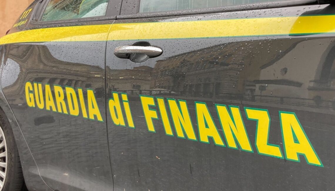 Antiriciclaggio, record di operazioni sospette: 61 miliardi in 6 mesi, traina l’oro