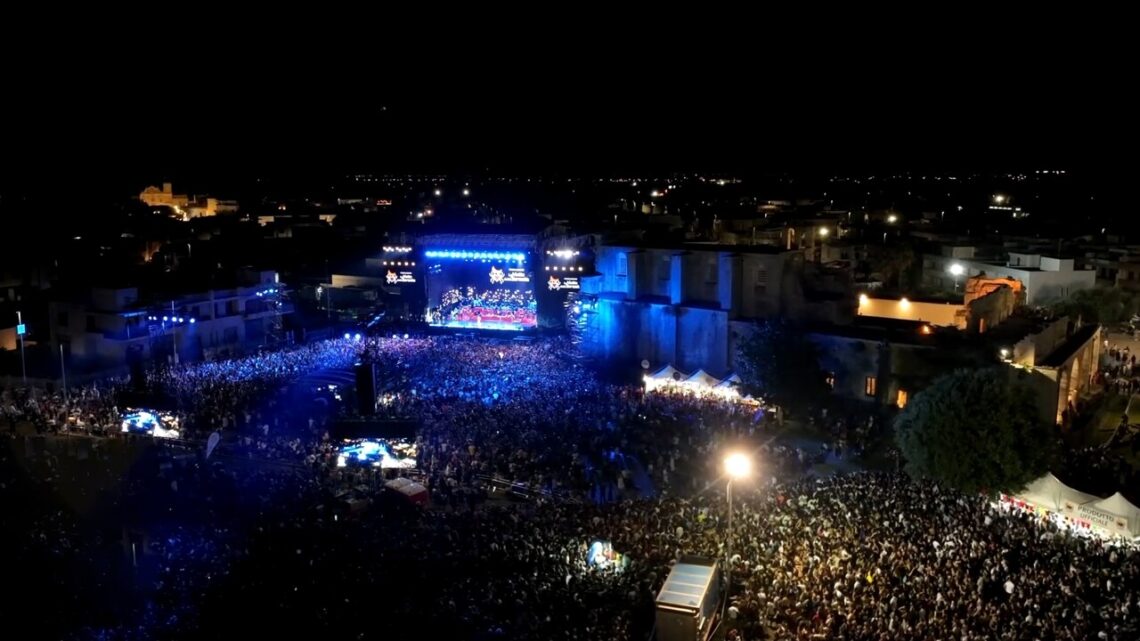 Notte della Taranta, tutto pronto per il concertone che celebra il Mediterraneo