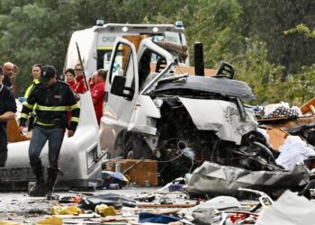 Tragedia sulla Terni-Rieti, sei morti e 34 feriti in uno scontro
