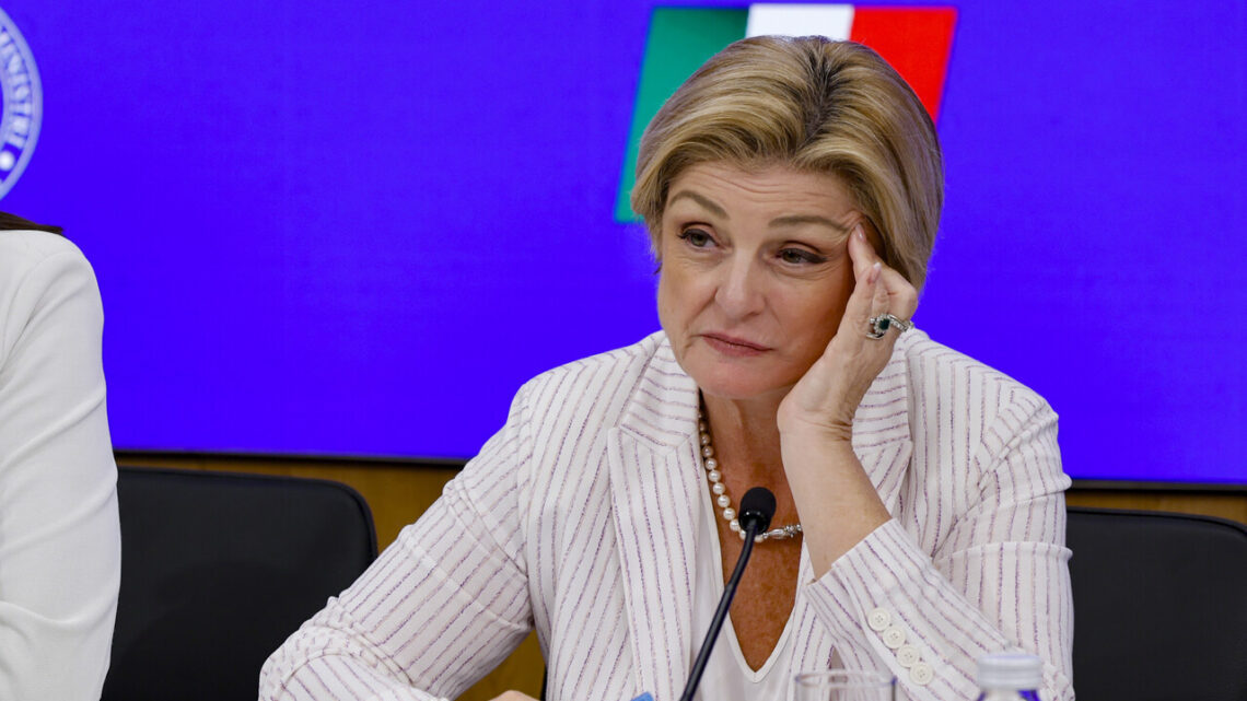 Fuga talenti all’estero costa 11 miliardi. Calderone, calati del 20%