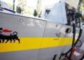 Sale il costo del gasolio, ma l’Eni mette un tetto ai prezzi