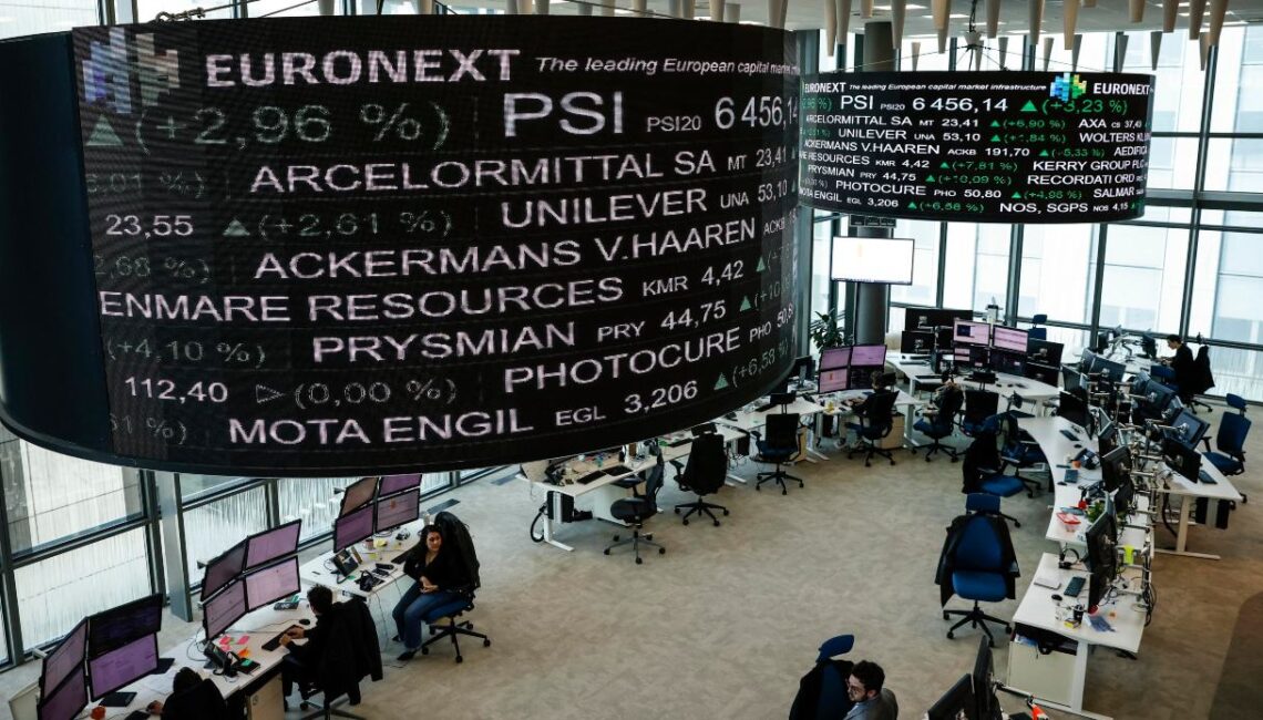 Lo spread rimane stabile a 83 punti base, rendimenti ancora alti al 4,18%