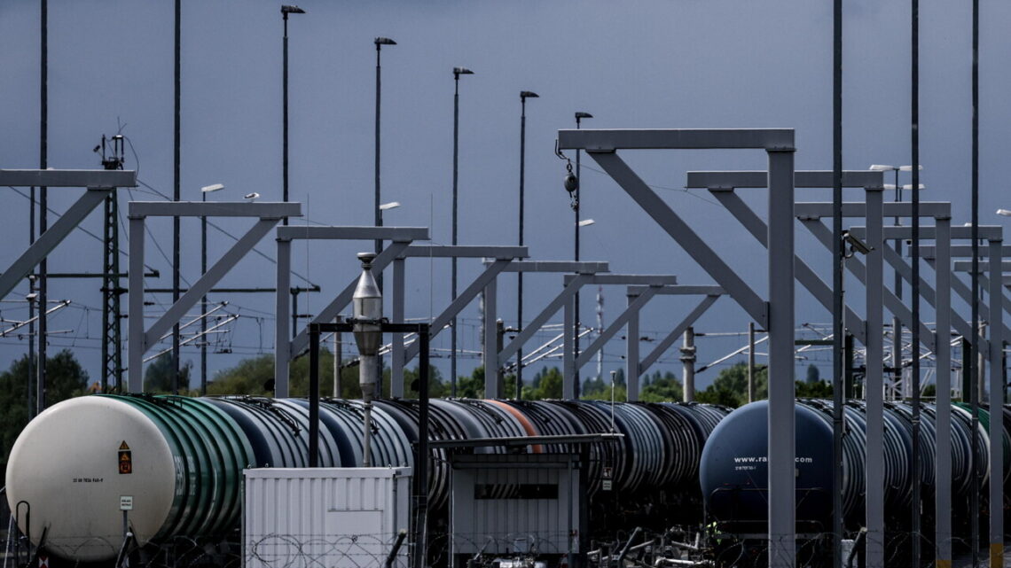 Il petrolio chiude in rialzo a New York a 85,76 dollari