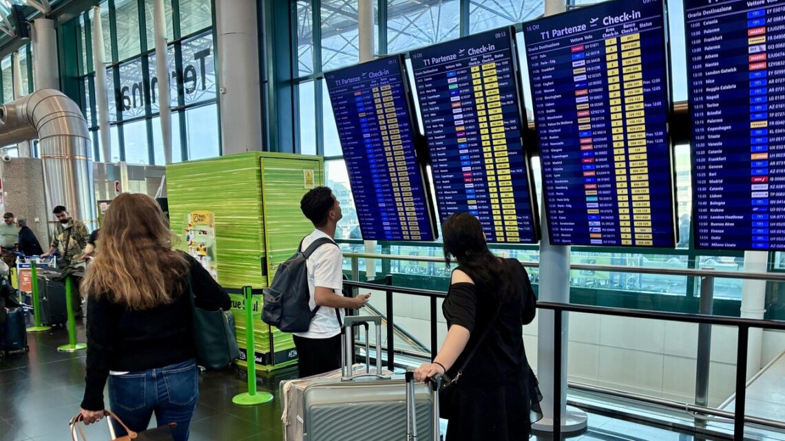 Caos nei cieli italiani, cancellazioni e ritardi per i voli
