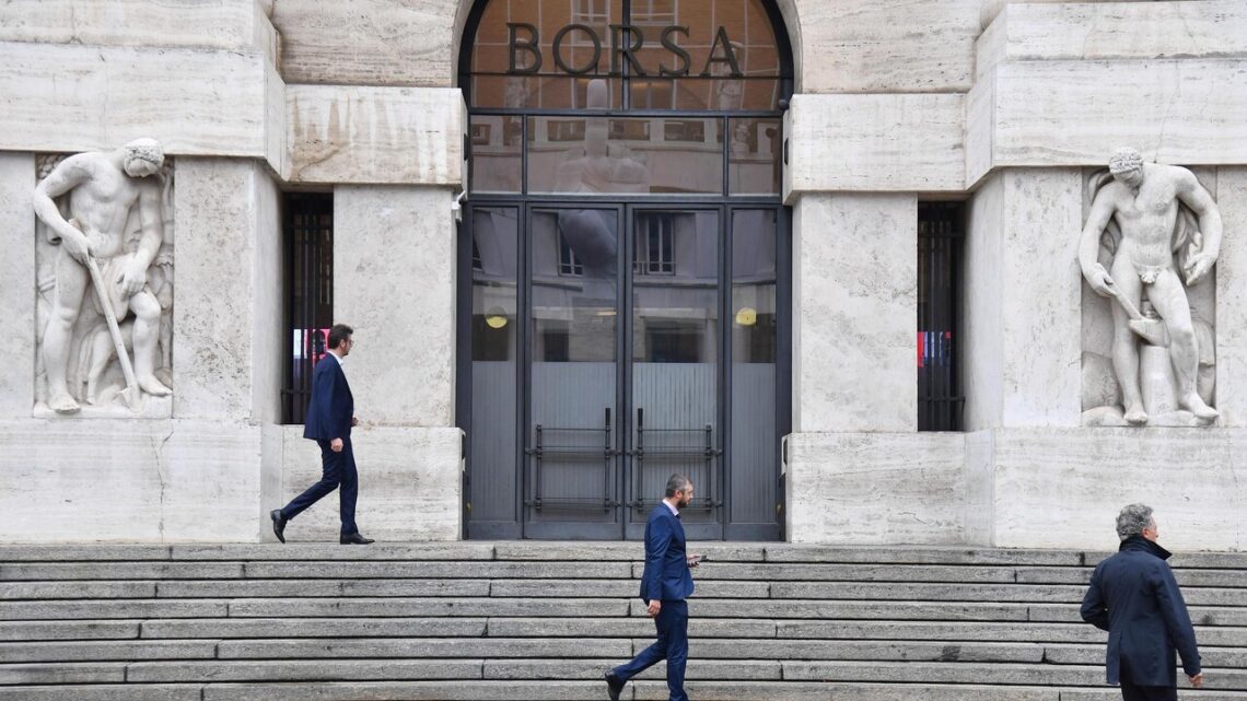 Borse, bond ed euro a picco, Fmi lancia l’allarme sul debito
